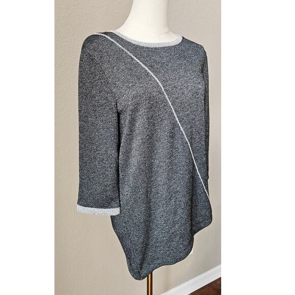 Weekends by Chico's French Terry Shimmer Asymmetrical-Hem Top Women Size 0 Small - Picture 3 of 6